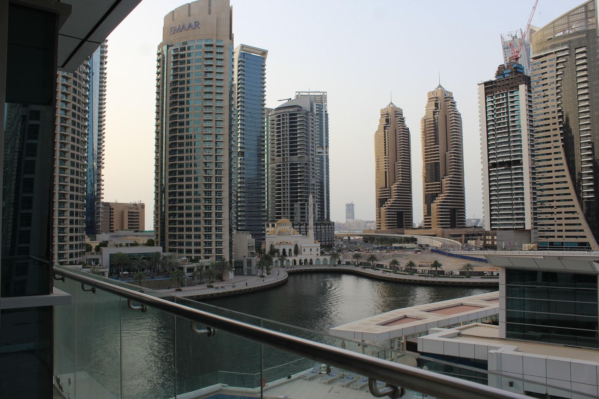 La Verda Suites And Villas Dubai Marina Екстер'єр фото