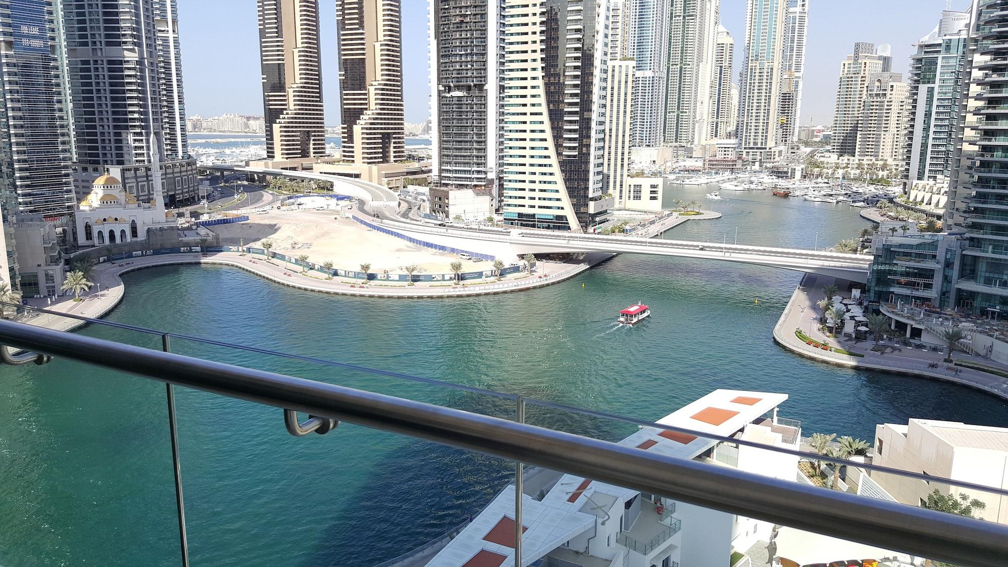 La Verda Suites And Villas Dubai Marina Екстер'єр фото